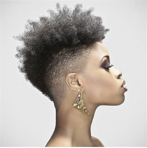 Natural black female mohawk fade - 14. Multi-colored Mohawk. It is clear by now that the mohawk hairstyle cannot be limited in terms of style, and so one can choose to apply multicolors to the hair – depending on the occasion ...